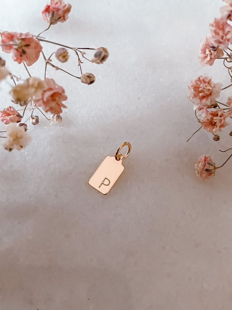 P | Buchstaben Anhänger | GOLD